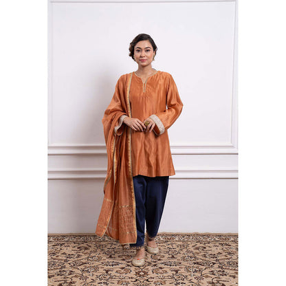 Vinusto Chanderi Zari Embroidered Kurta with Pant and Dupatta (Set of 3)