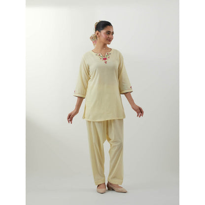 Vinusto Butter Yellow Embroidered Kurti with Salwar