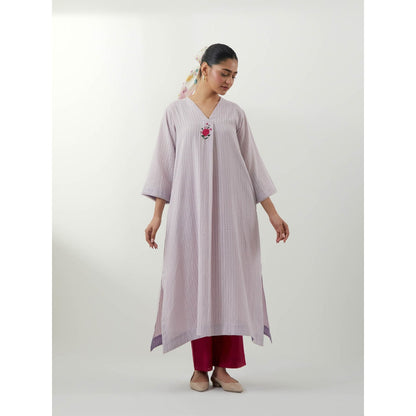 Vinusto Lavender Embroidered Loose Kurta with Pant