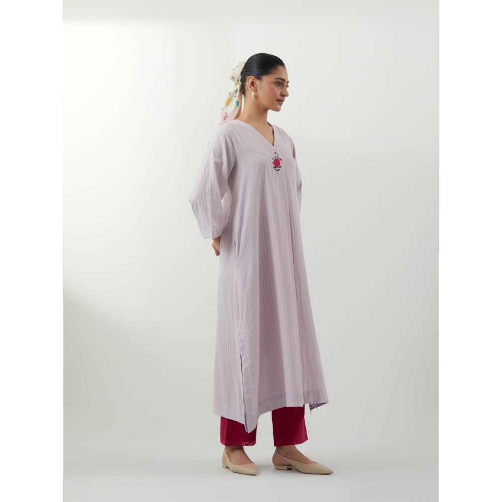 Vinusto Lavender Embroidered Loose Kurta with Pant
