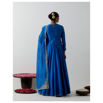 Vinusto Cobalt Blue Hand-Embroidered Chanderi Silk Blouse with Lehenga & Dupatta