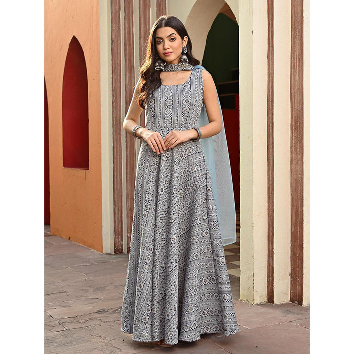 Vinya Grey Jacquard Fit and Flare Dress with Dupatta (Set of 2)