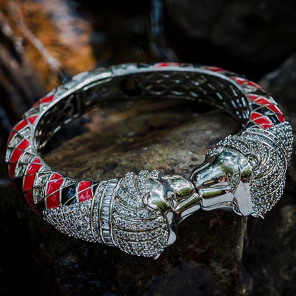 VIVINIA By Vidhi Mehra Silver Plated Red Womens Kada