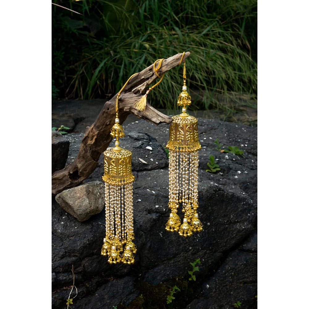VIVINIA By Vidhi Mehra Gold Plated Womens Kundan Polki Kaleeras
