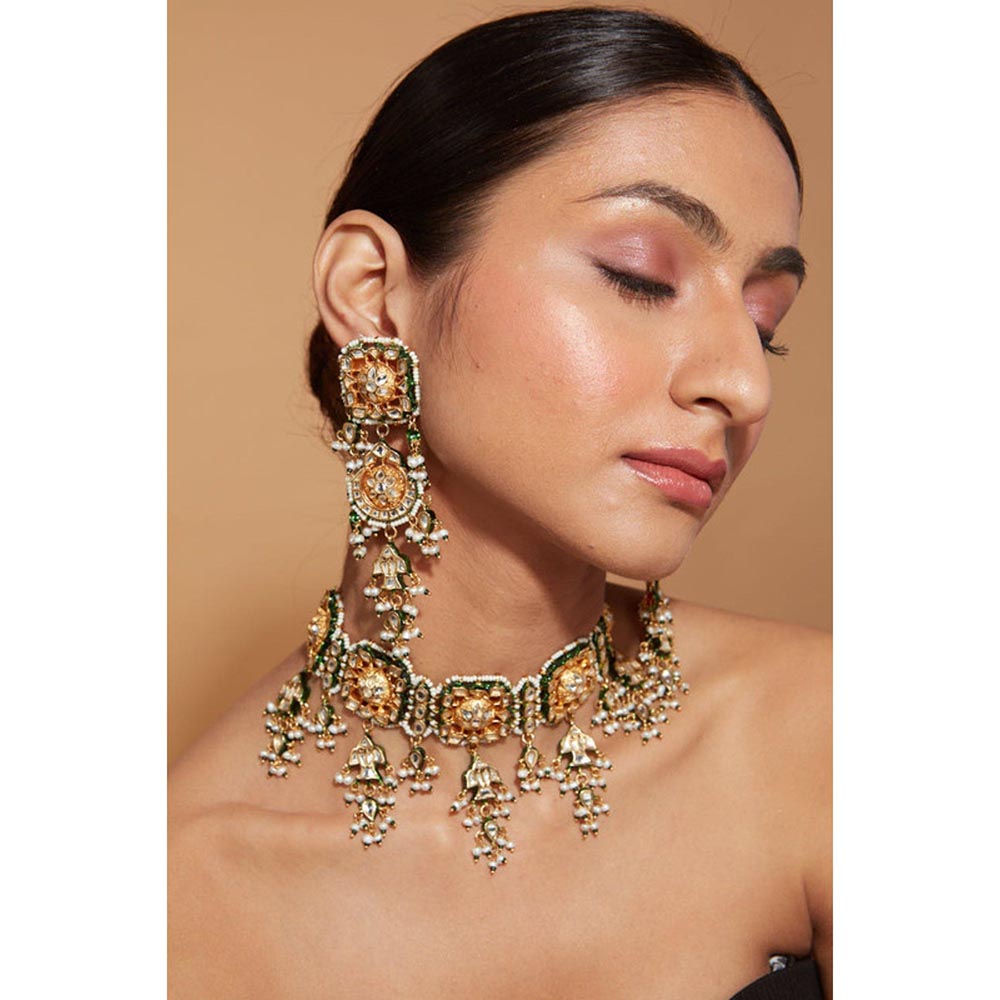 VIVINIA By Vidhi Mehra Inaayat Gold Plated Womens Kundan Polki Necklace Set With Earrings