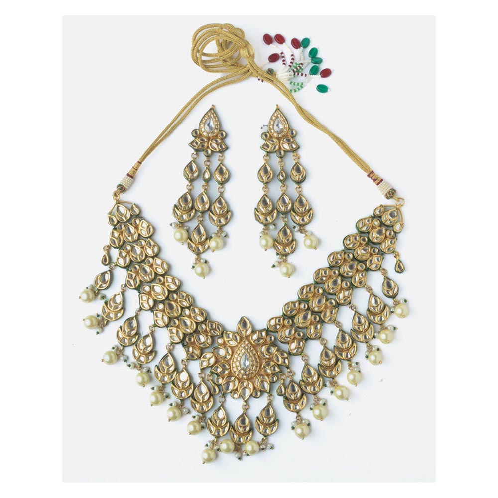 VIVINIA By Vidhi Mehra Gold Plated Womens Kundan Short Necklace Set With Earrings