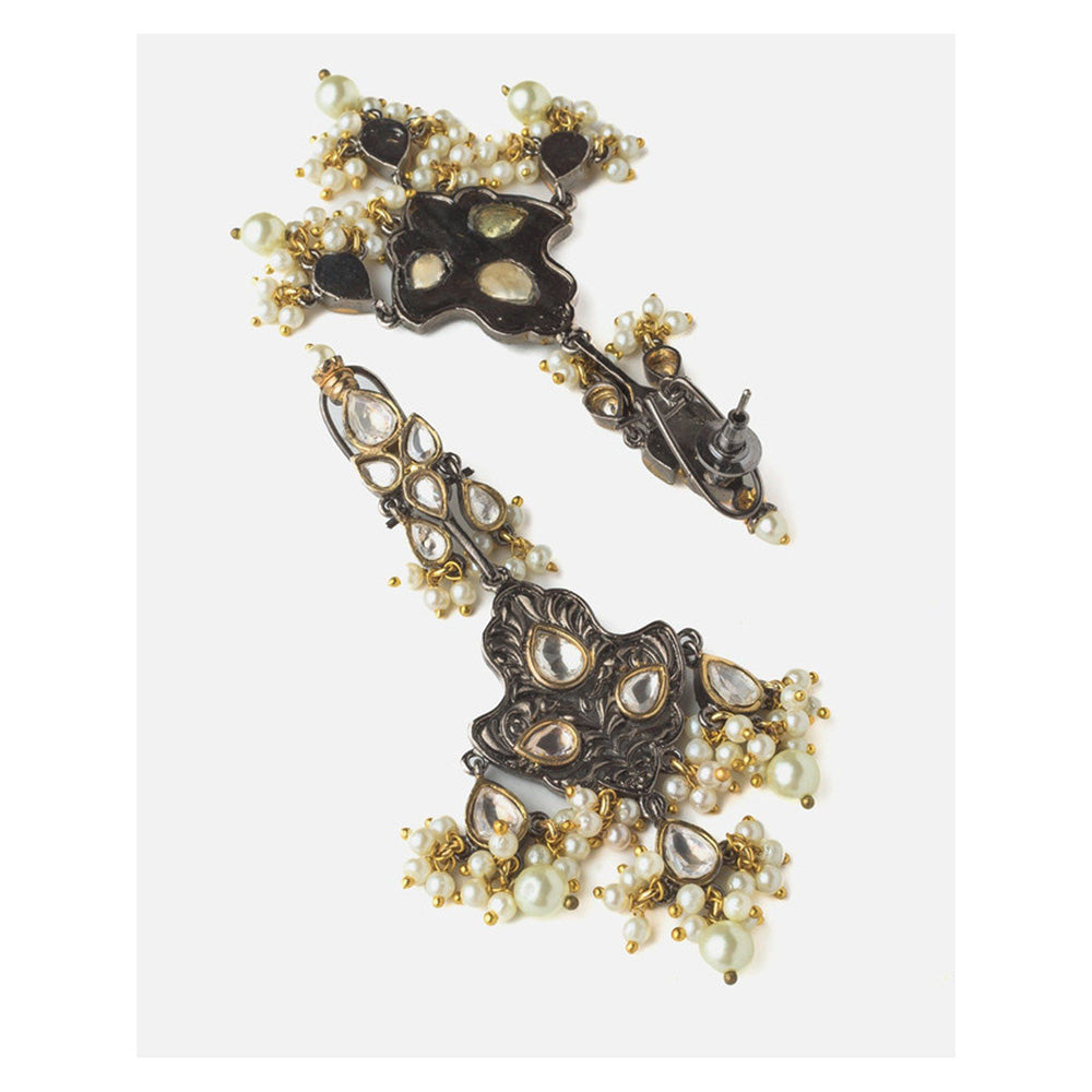 VIVINIA By Vidhi Mehra Rodium Plated Gold Womens Short Necklace Set With Earrings