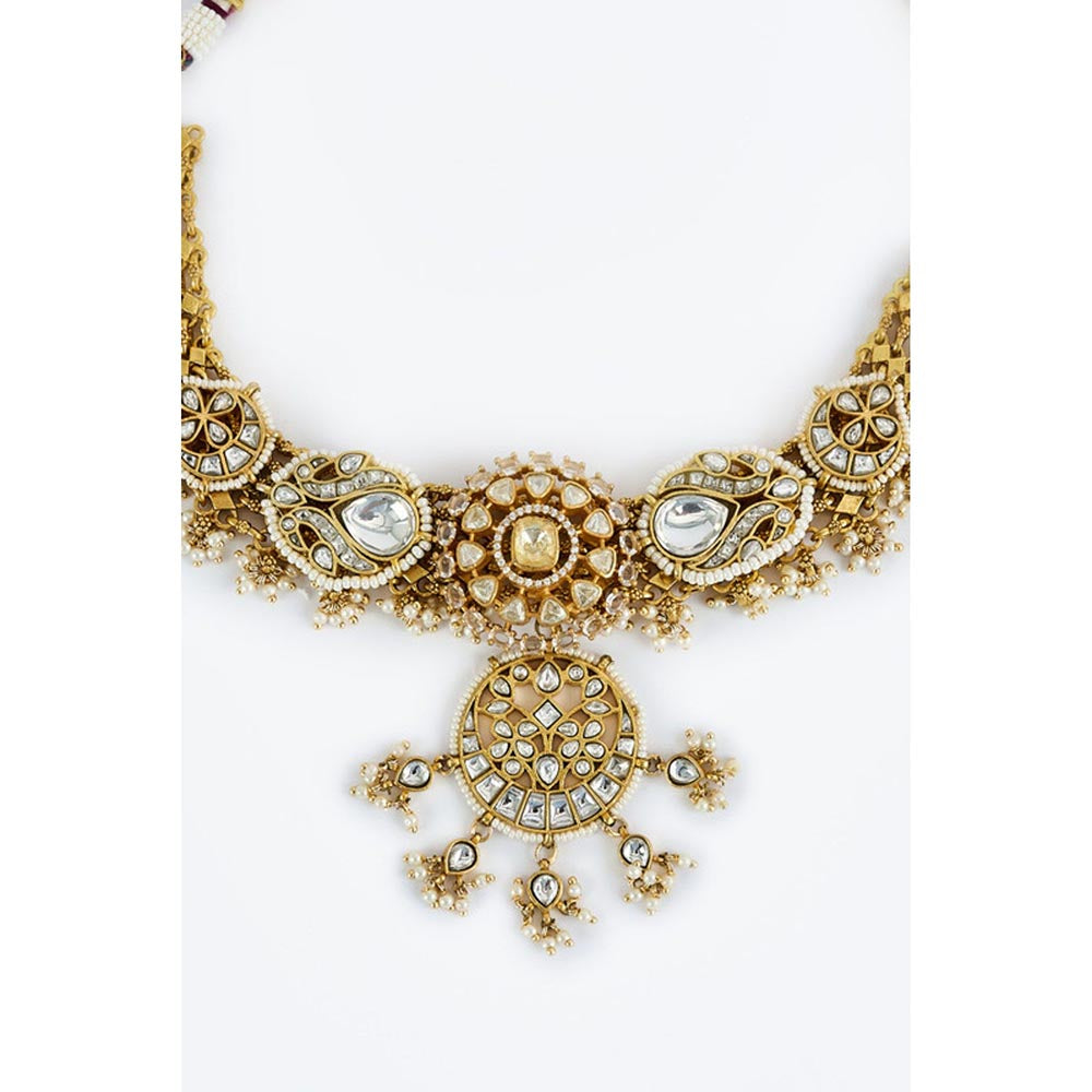 VIVINIA By Vidhi Mehra Saadgi Gold Plated Womens Kundan Polki Short Necklace Set With Earrings