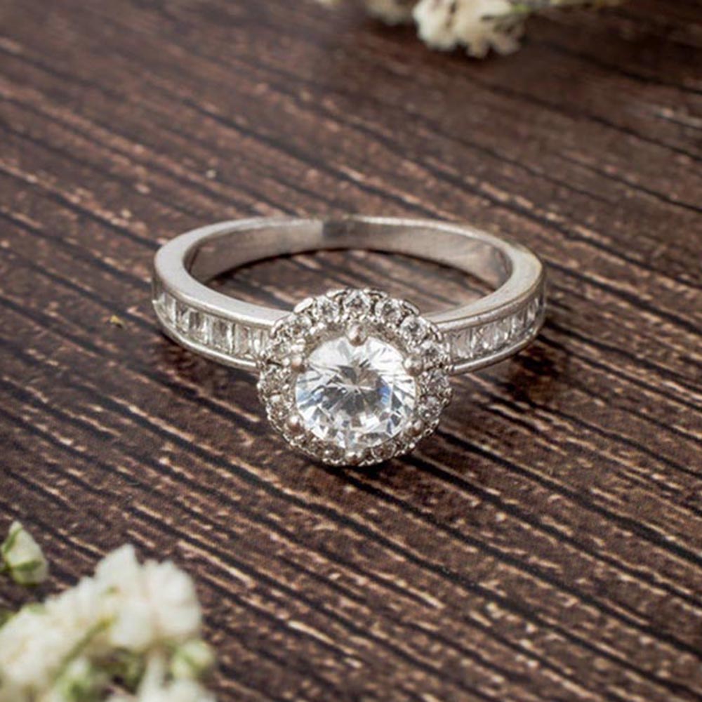 VIVINIA By Vidhi Mehra Zia 2.0 Silver Plated Womens Zircon Ring