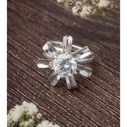 VIVINIA By Vidhi Mehra Zia 2.0 Silver Plated Womens Zircon Ring