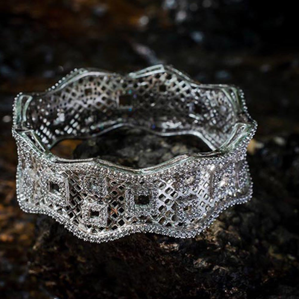 VIVINIA By Vidhi Mehra Silver Plated Womens Kada