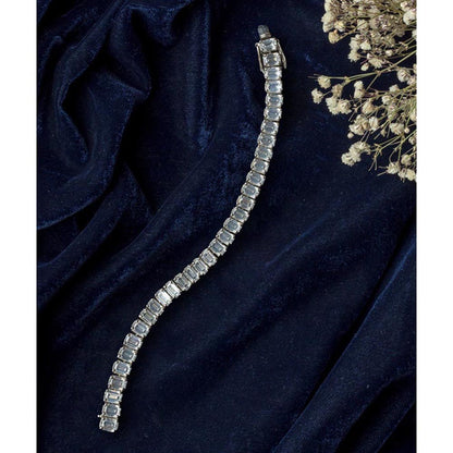 VIVINIA By Vidhi Mehra Silver Plated Womens Diamond Bracelet