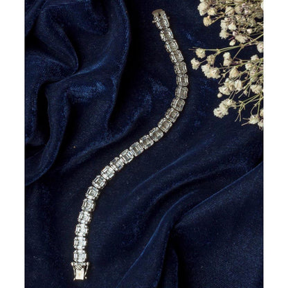 VIVINIA By Vidhi Mehra Silver Plated Womens Diamond Bracelet