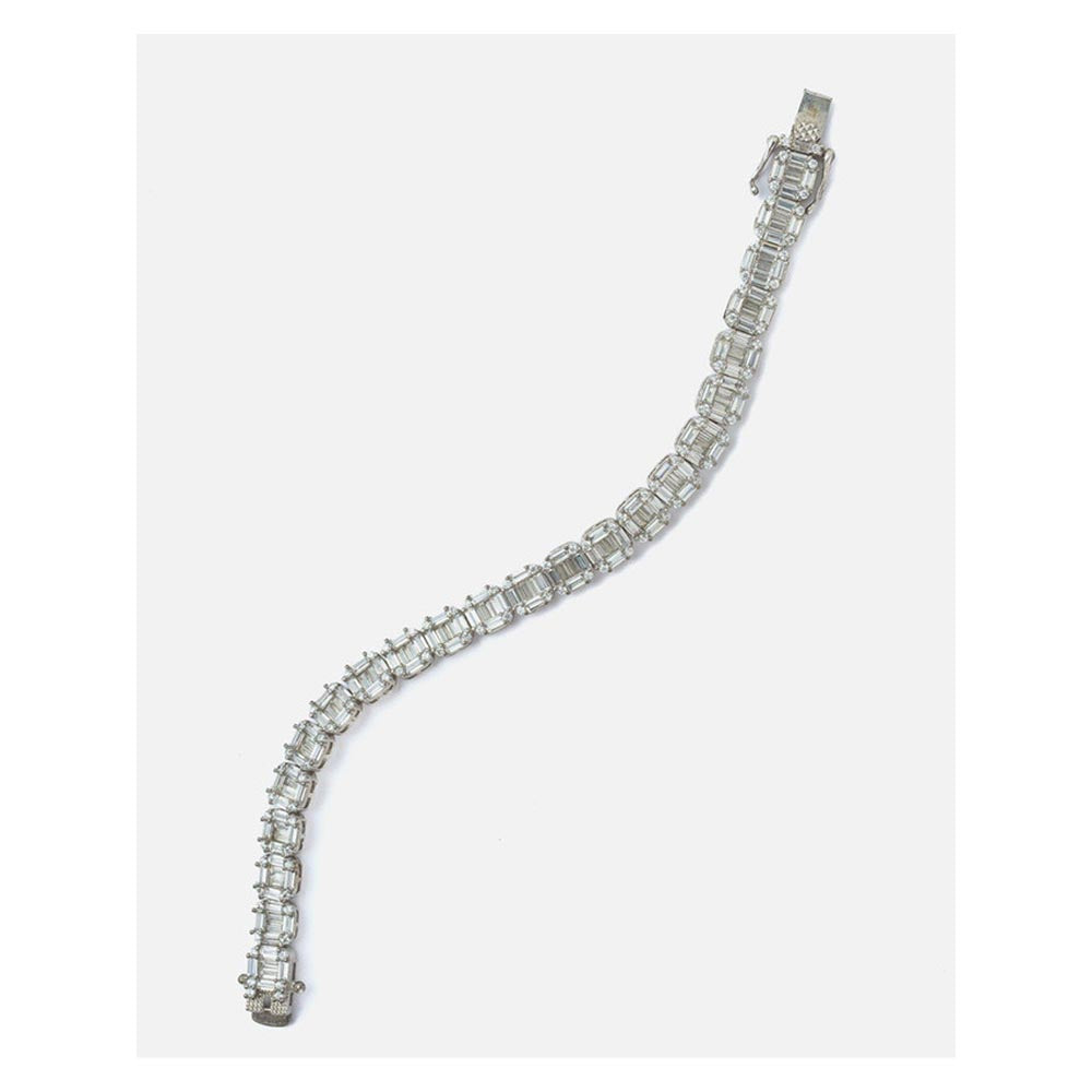 VIVINIA By Vidhi Mehra Silver Plated Womens Diamond Bracelet