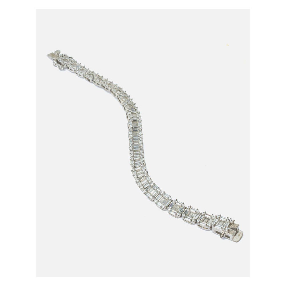 VIVINIA By Vidhi Mehra Silver Plated Womens Diamond Bracelet