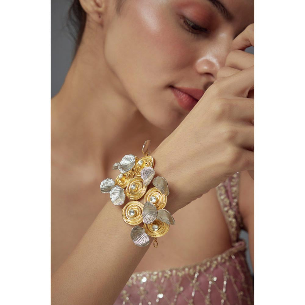VIVINIA By Vidhi Mehra Florence Gold Plated Kundan Polki Womens Bracelet