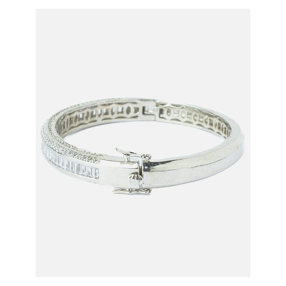 VIVINIA By Vidhi Mehra Silver Plated Zircon Womens Kada