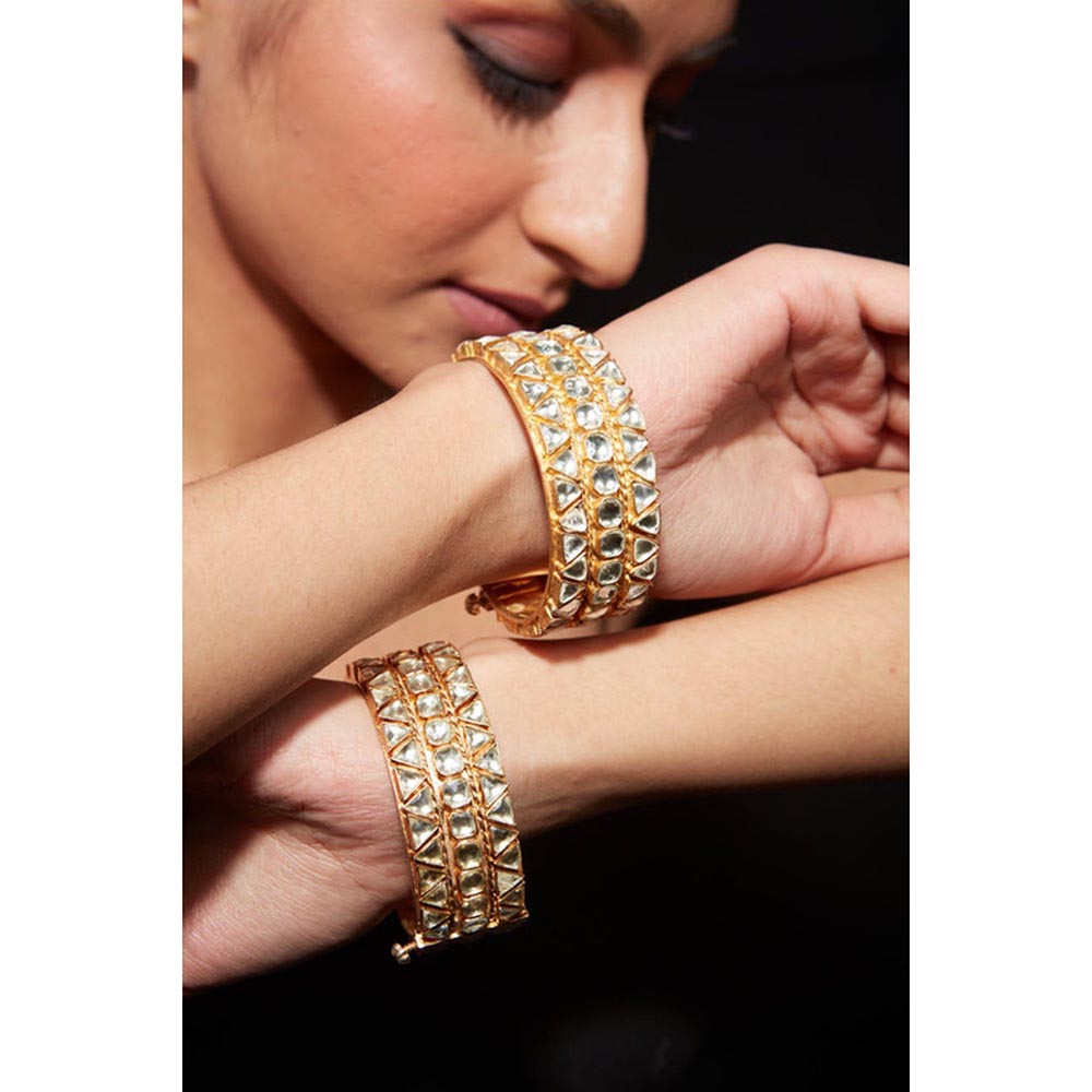 VIVINIA By Vidhi Mehra Aatman Gold Plated Womens Kundan Polki Bangles