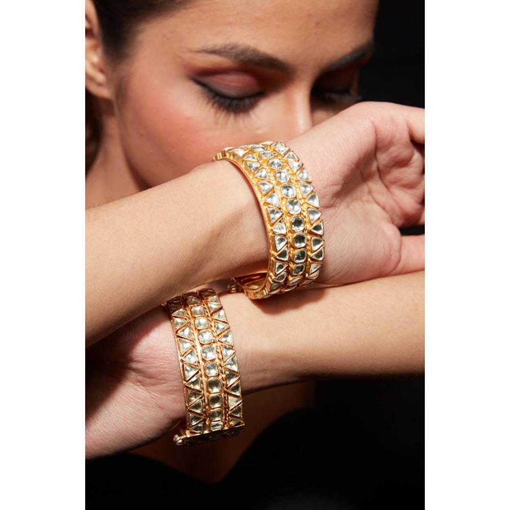 VIVINIA By Vidhi Mehra Aatman Gold Plated Womens Kundan Polki Bangles