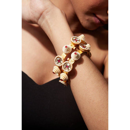 VIVINIA By Vidhi Mehra Gold Plated Red Kundan Polki Womens Bangles