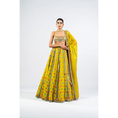 Vvani by Vani Vats Moss Green Flower Lehenga & Dupatta with Metallic Blouse (Set of 3)