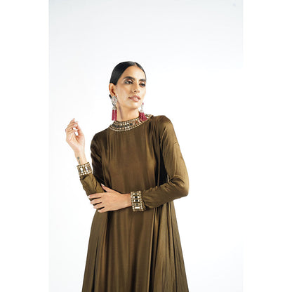 Vvani by Vani Vats Olive Green Scallop Pant Kurta & Pant with Lining (Set of 3)