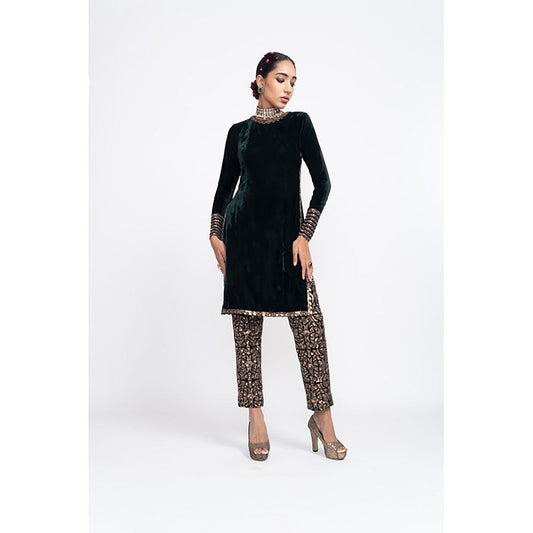 Vvani by Vani Vats Deep Green Velvet Kurta & Pant (Set of 2)