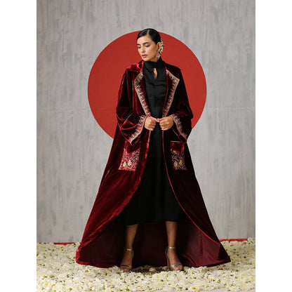 WAZIR C Black Midi Dress with Maroon Cape (Set of 2)