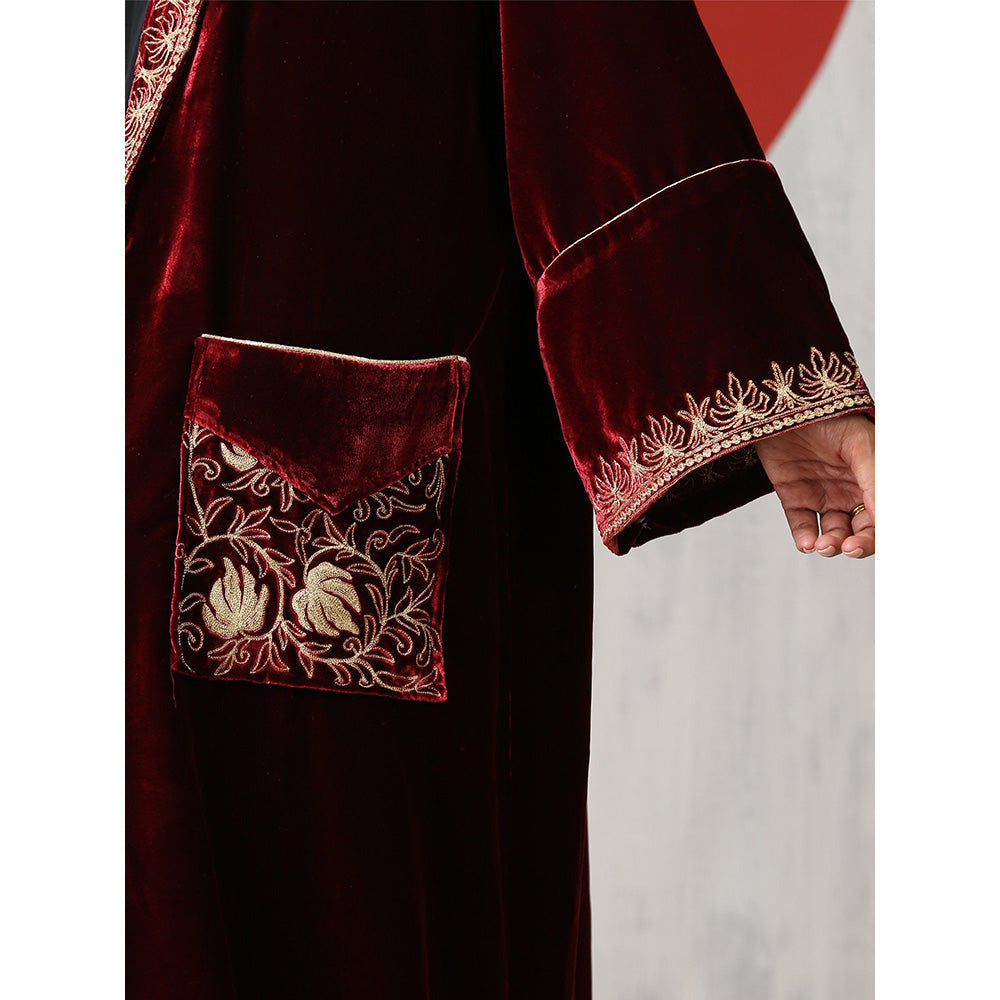 WAZIR C Black Midi Dress with Maroon Cape (Set of 2)