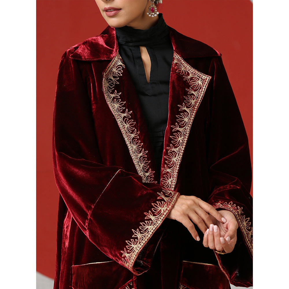 WAZIR C Black Midi Dress with Maroon Cape (Set of 2)