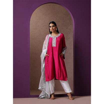 WAZIR C Hot Pink And White Kurta Pant & Dupatta (Set of 3)