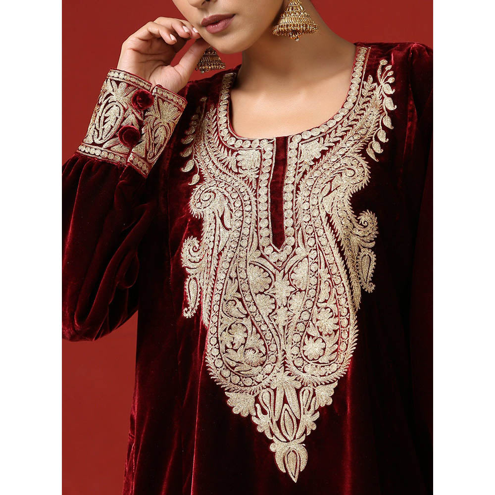 WAZIR C Maroon And Golden Pheran Sets (Set of 2)