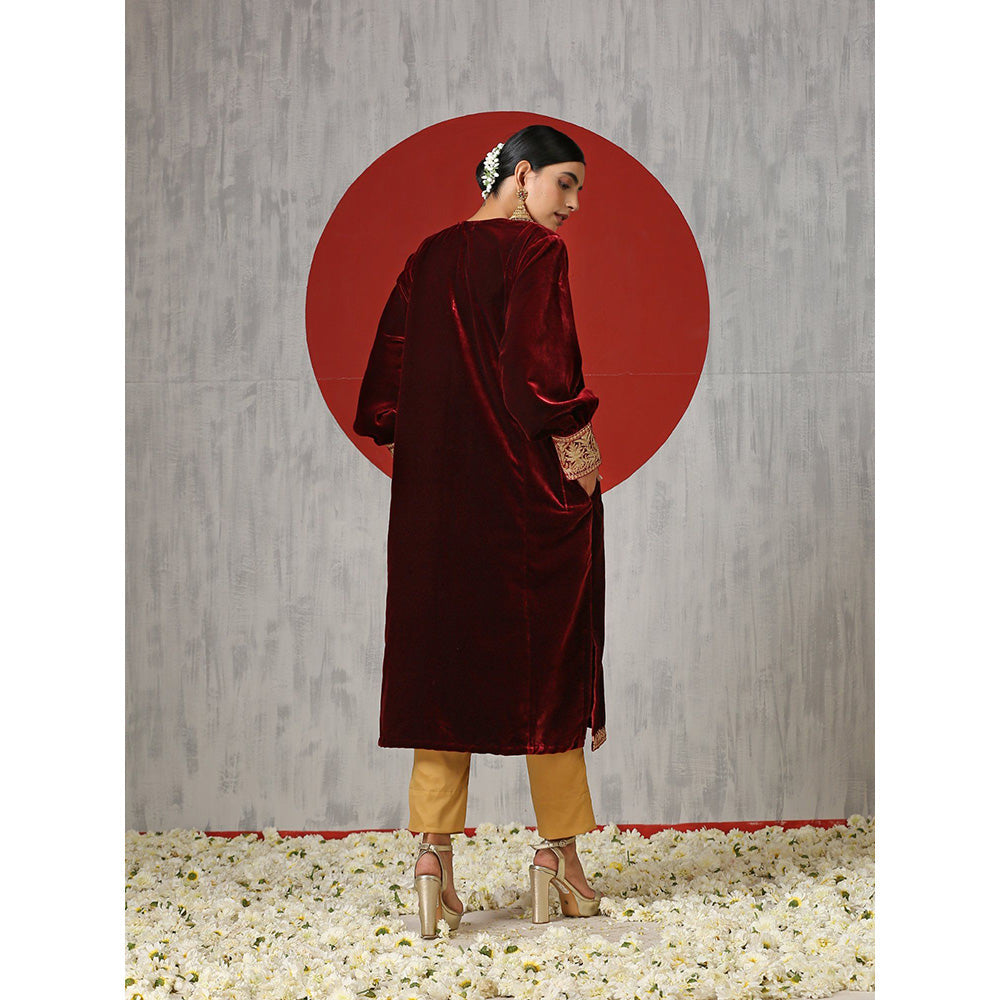 WAZIR C Maroon And Golden Pheran Sets (Set of 2)