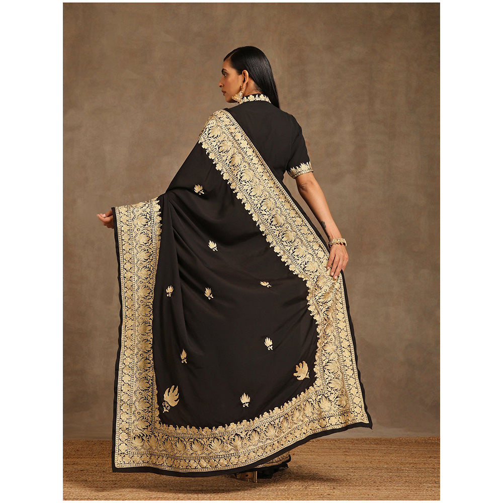 WAZIR C Black Saree with Short Sleeve Blouse