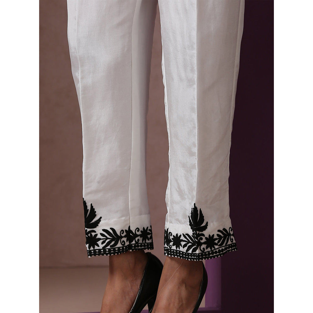 WAZIR C White Crepe Kurta with Dupatta And Straight Fit Pants (Set of 3)