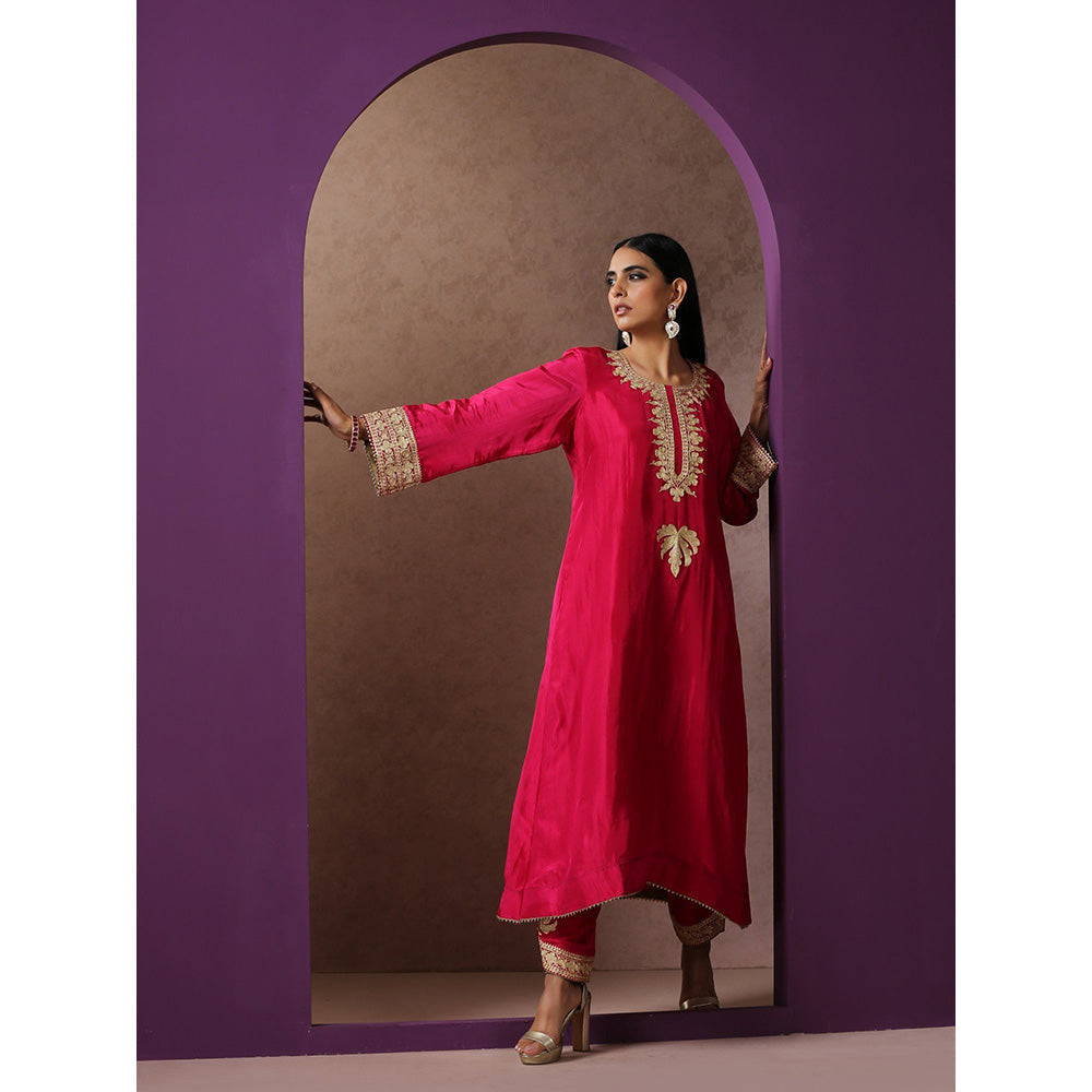 WAZIR C Embroidered Hotpink Kurta with Pant (Set of 2)