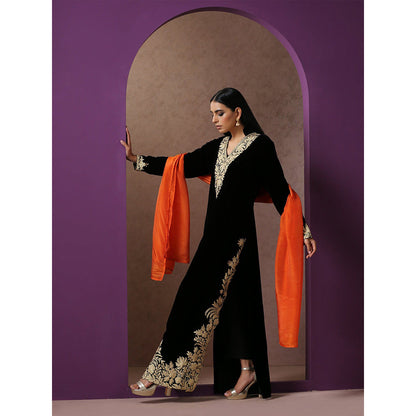 WAZIR C Black And Orange Kurta with Pant & Dupatta (Set of 3)