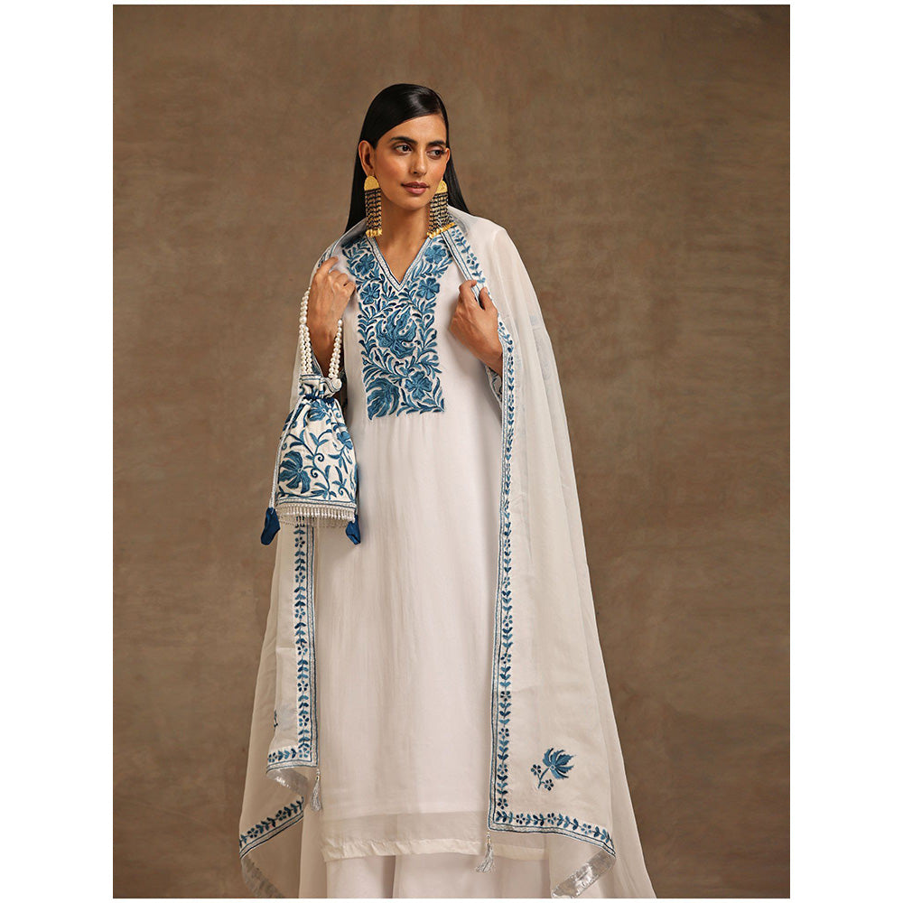 WAZIR C Embroidered White Kurta Pant & Dupatta (Set of 3)