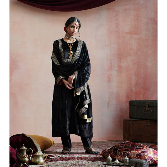 WeaverStory Hand Embroidered Black Gathered Kurta with Salwar & Dupatta (Set of 3)