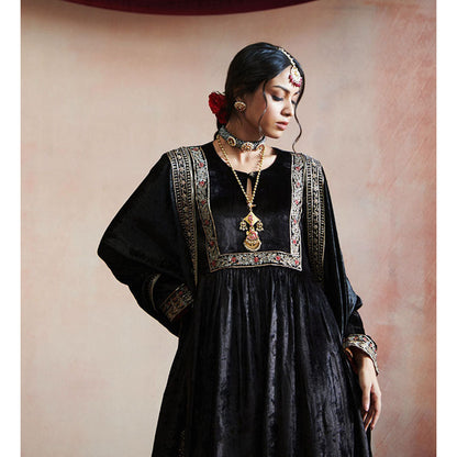 WeaverStory Hand Embroidered Black Gathered Kurta with Salwar & Dupatta (Set of 3)