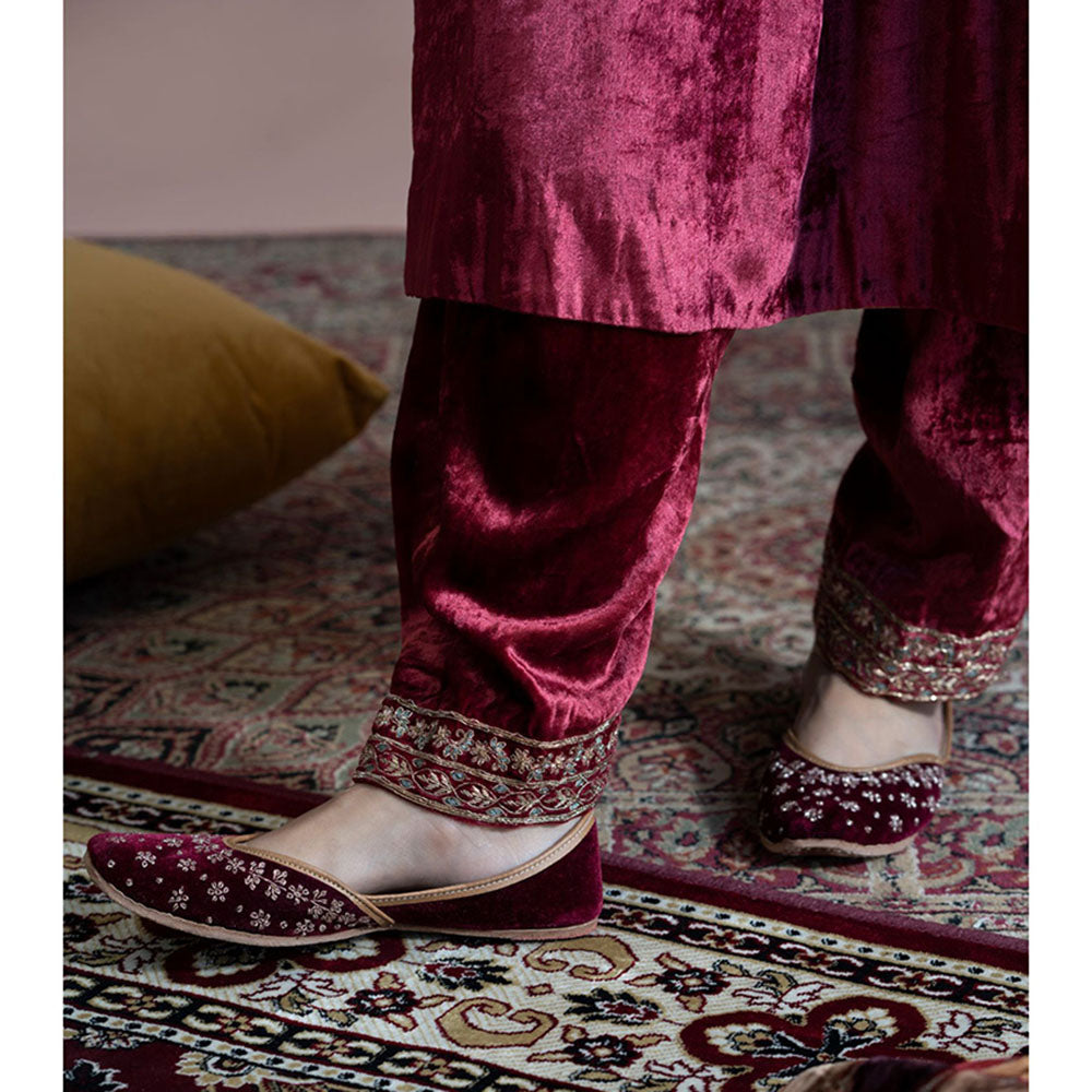 WeaverStory Maroon Hand Embroidered Kurta with Salwar & Pure Silk Dupatta (Set of 3)