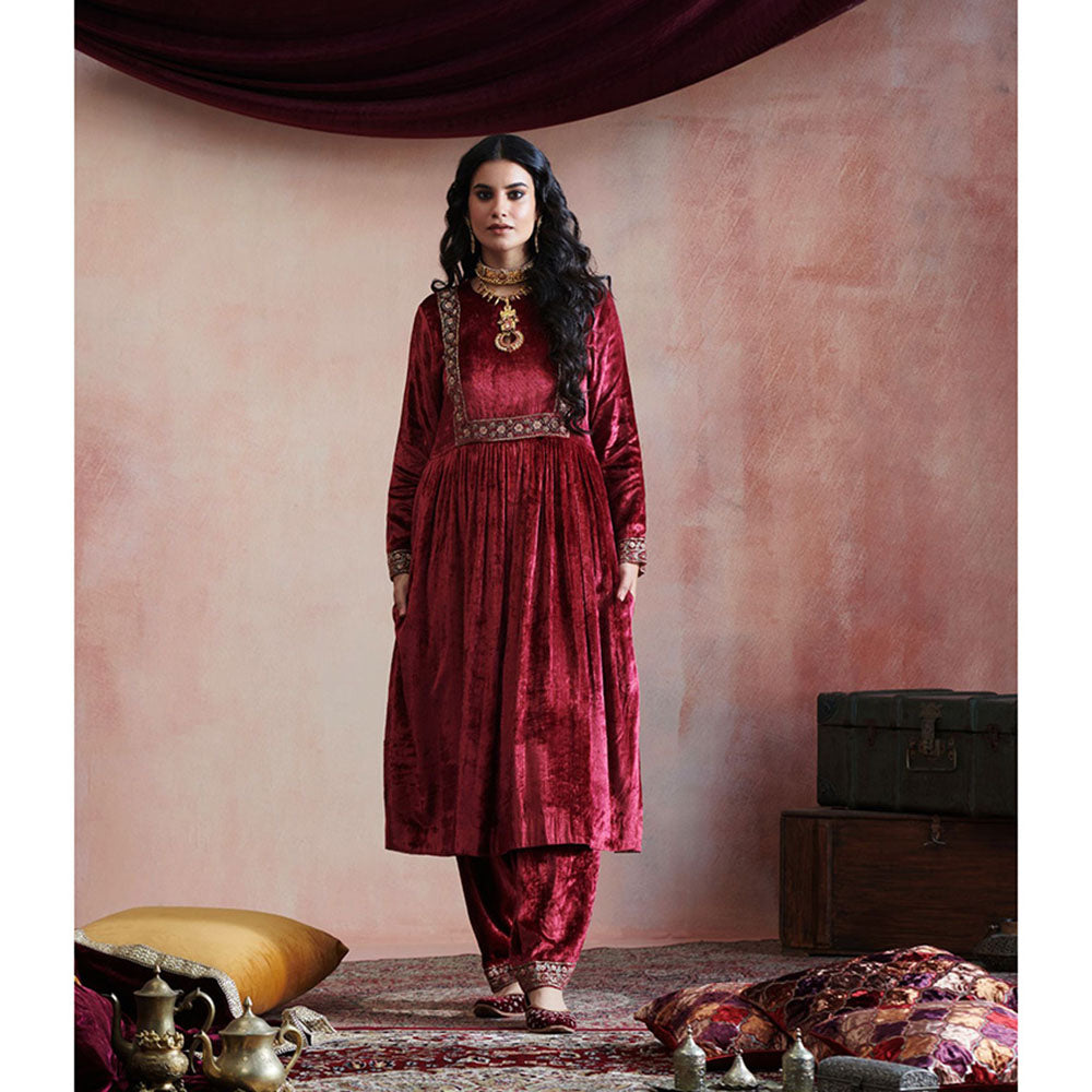 WeaverStory Maroon Hand Embroidered Kurta with Salwar & Pure Silk Dupatta (Set of 3)