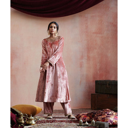 WeaverStory Peach Hand Embroidered Close Neck Kurta with Salwar (Set of 2)