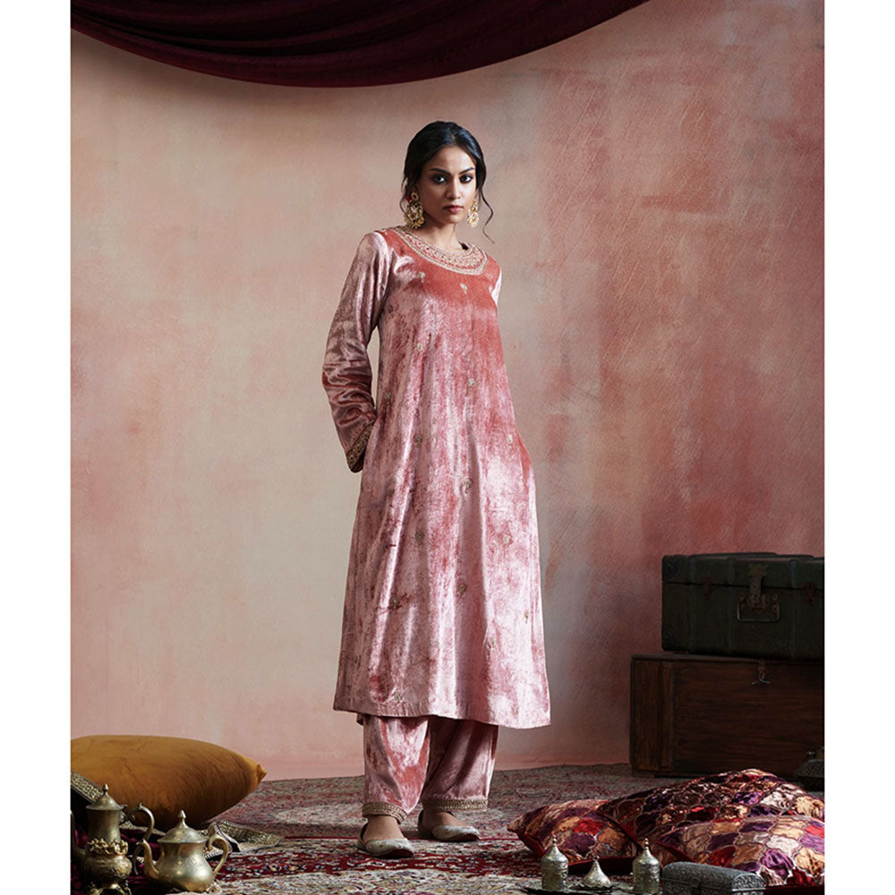 WeaverStory Peach Hand Embroidered Close Neck Kurta with Salwar (Set of 2)