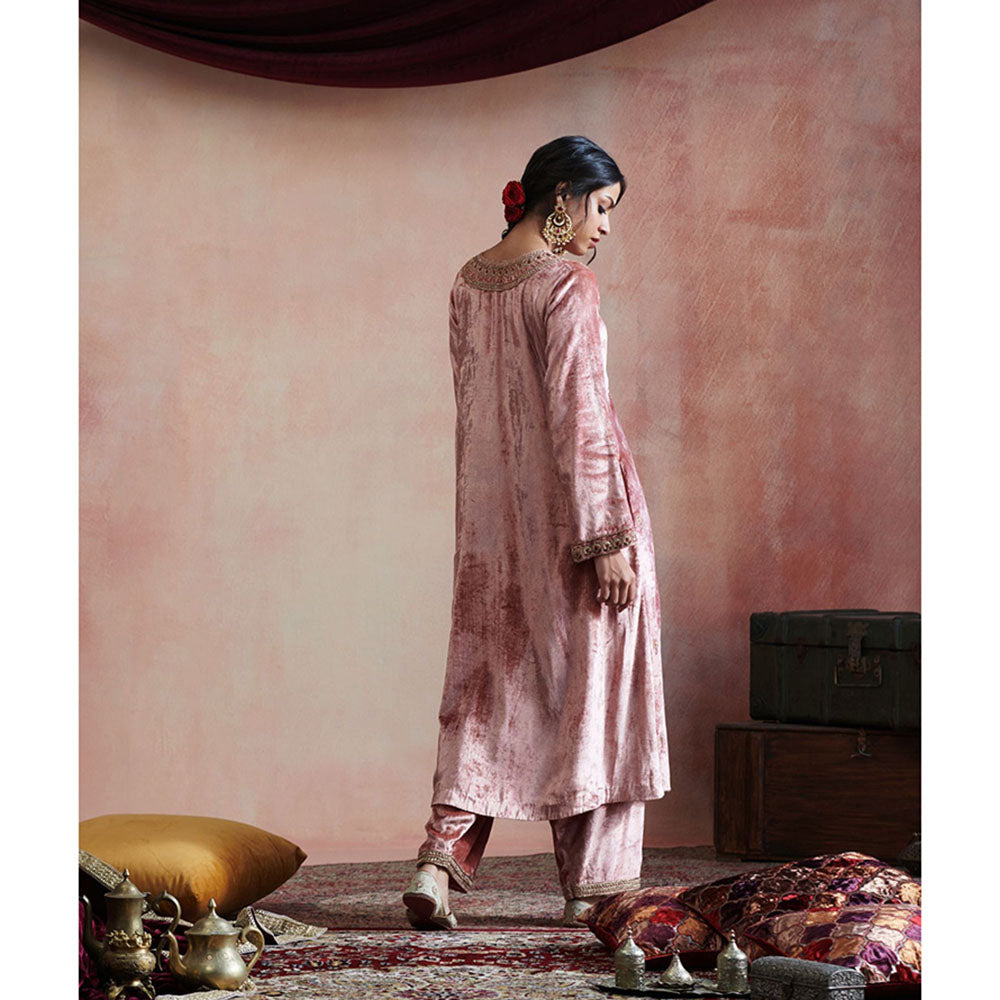 WeaverStory Peach Hand Embroidered Close Neck Kurta with Salwar (Set of 2)