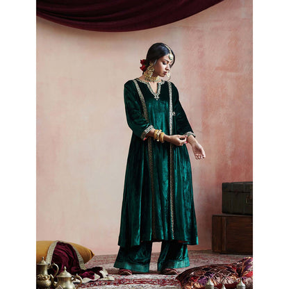 WeaverStory Hand Embroidered Dark Green Kalidar Kurta with Farshi (Set of 2)