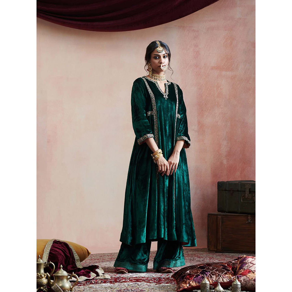 WeaverStory Hand Embroidered Dark Green Kalidar Kurta with Farshi (Set of 2)