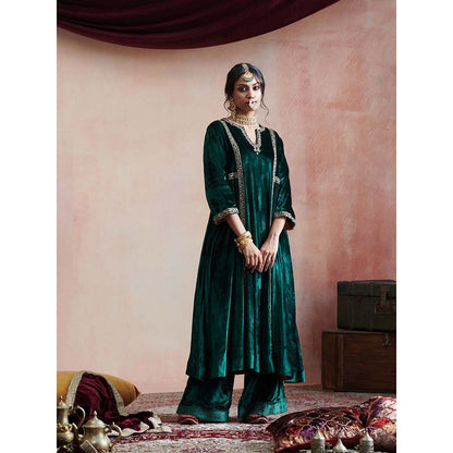 WeaverStory Hand Embroidered Dark Green Kalidar Kurta with Farshi (Set of 2)