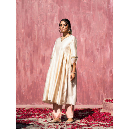 WeaverStory Handloom Pink Chanderi Silk Gota Patti Scalloped Suit with Dupatta (Set of 3)