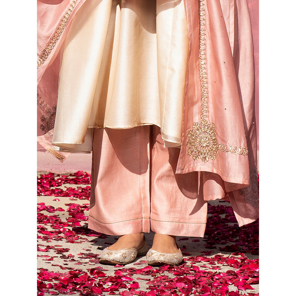 WeaverStory Handloom Pink Chanderi Silk Gota Patti Scalloped Suit with Dupatta (Set of 3)